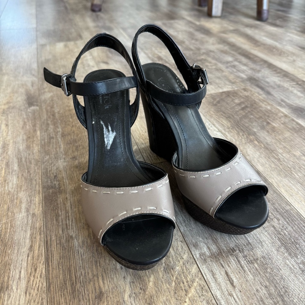 Victor Alfaro Elegant Black and Taupe Platform Wedge Sandals with Stitch Detail